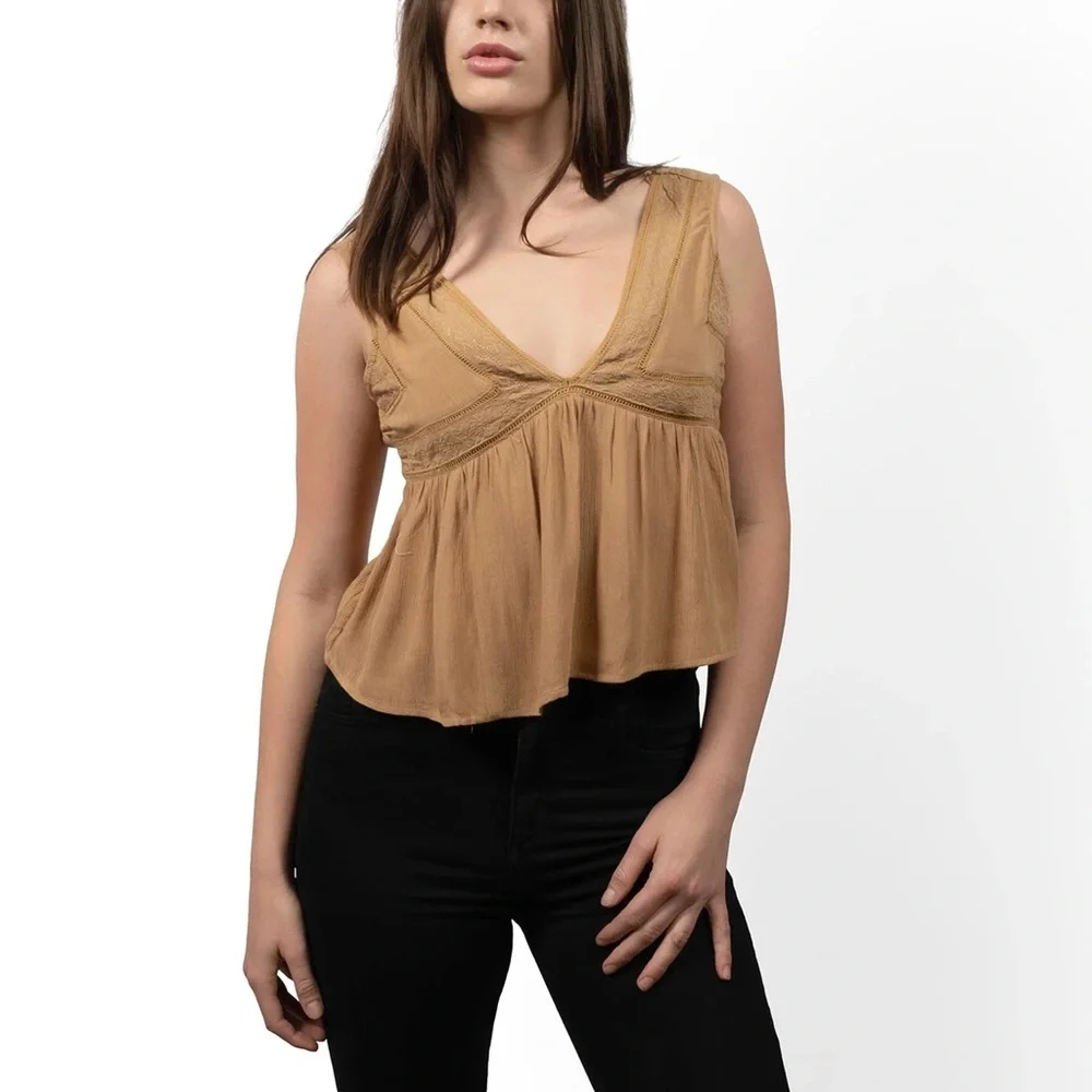 Melrose Place Tops Tan – Size Small NWOT